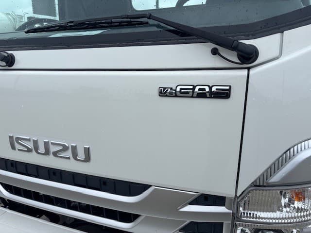 2025 Isuzu in Ankeny, IA — photo 12